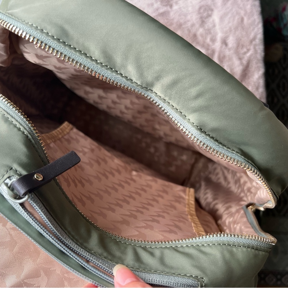 Lo & Sons Rowledge Backpack - Picture 2 of 8
